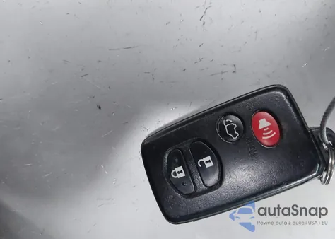 2011 Toyota Highlander Hybrid Limited V6 from USA, damaged, VIN JTEDC3EH6B2001147